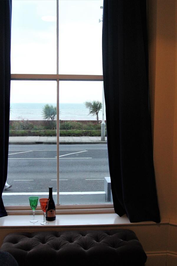 Pier 61 Guest Accommodation Hastings Extérieur photo