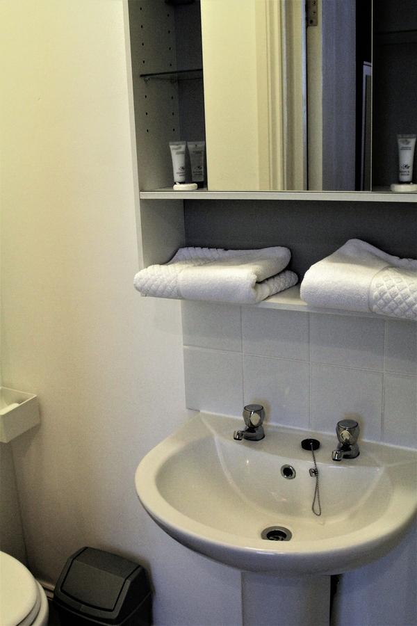 Pier 61 Guest Accommodation Hastings Extérieur photo